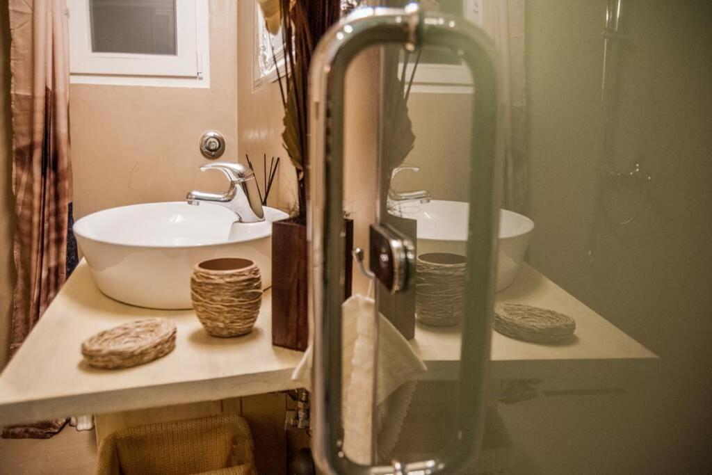Athinas Apartment Pireus Zewnętrze zdjęcie