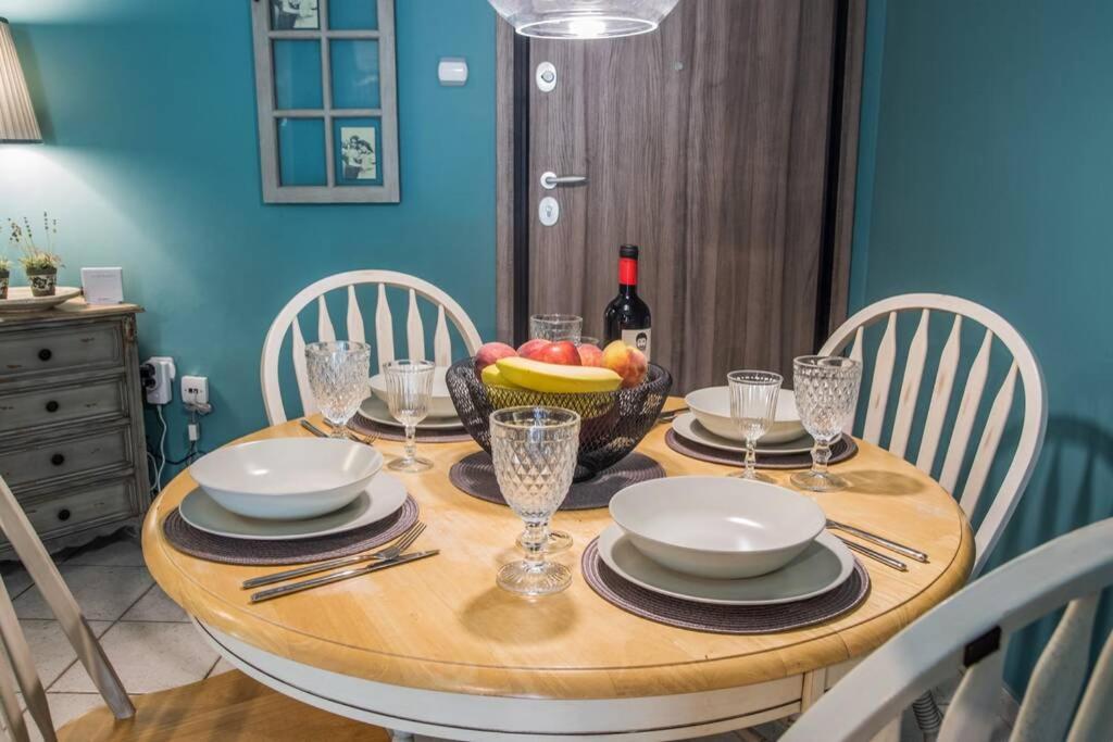 Athinas Apartment Pireus Zewnętrze zdjęcie