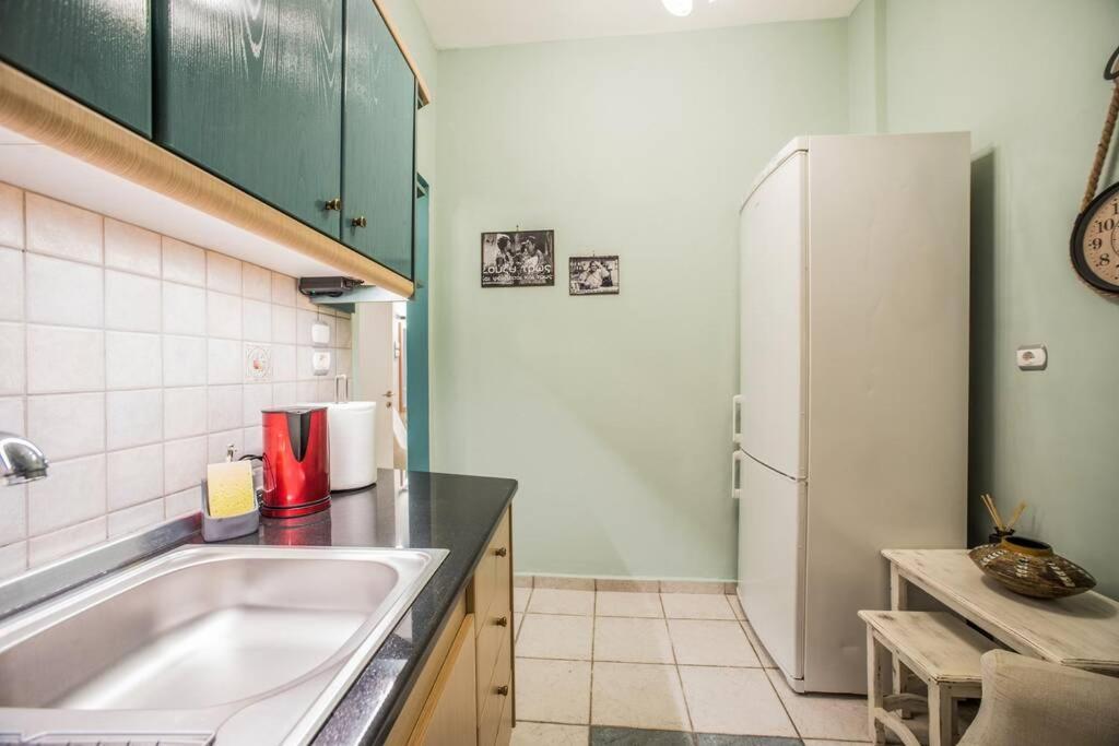 Athinas Apartment Pireus Zewnętrze zdjęcie