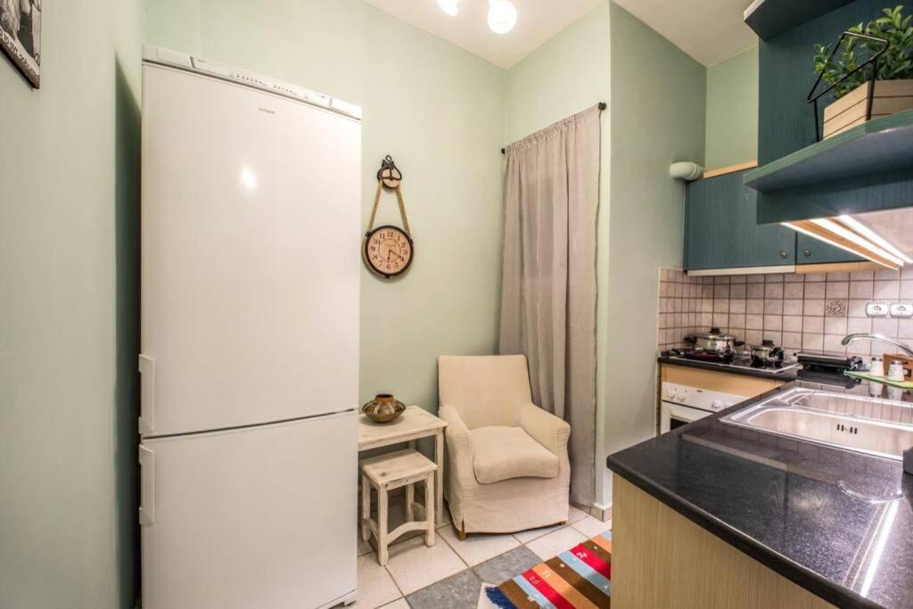 Athinas Apartment Pireus Zewnętrze zdjęcie